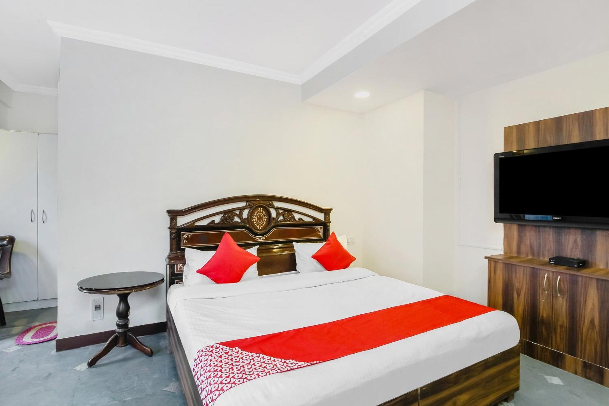 Hotel O Tokyo Hyderabad Esterno foto