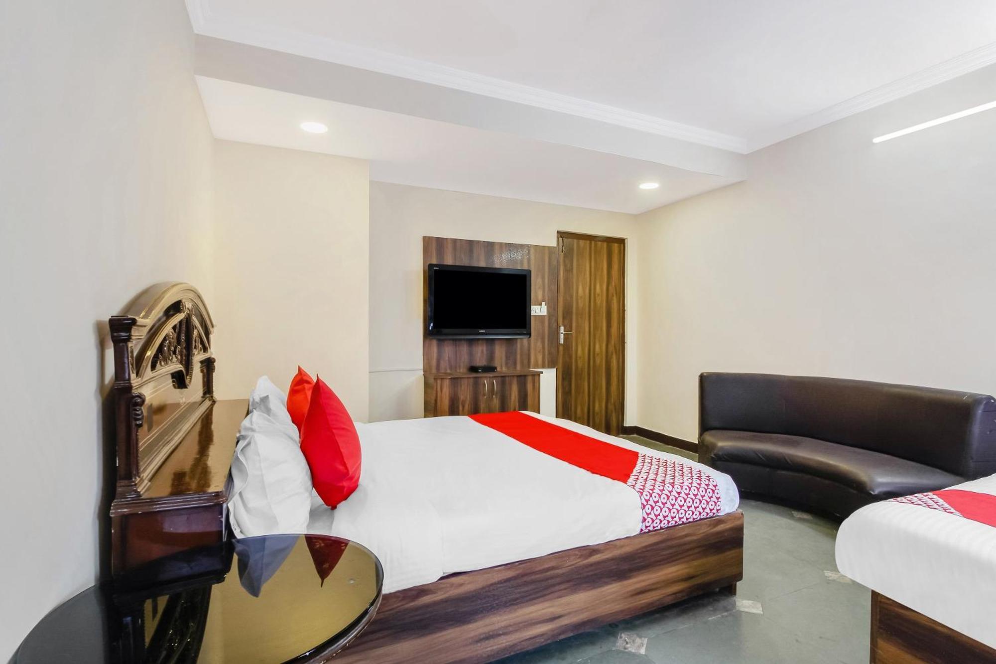 Hotel O Tokyo Hyderabad Esterno foto