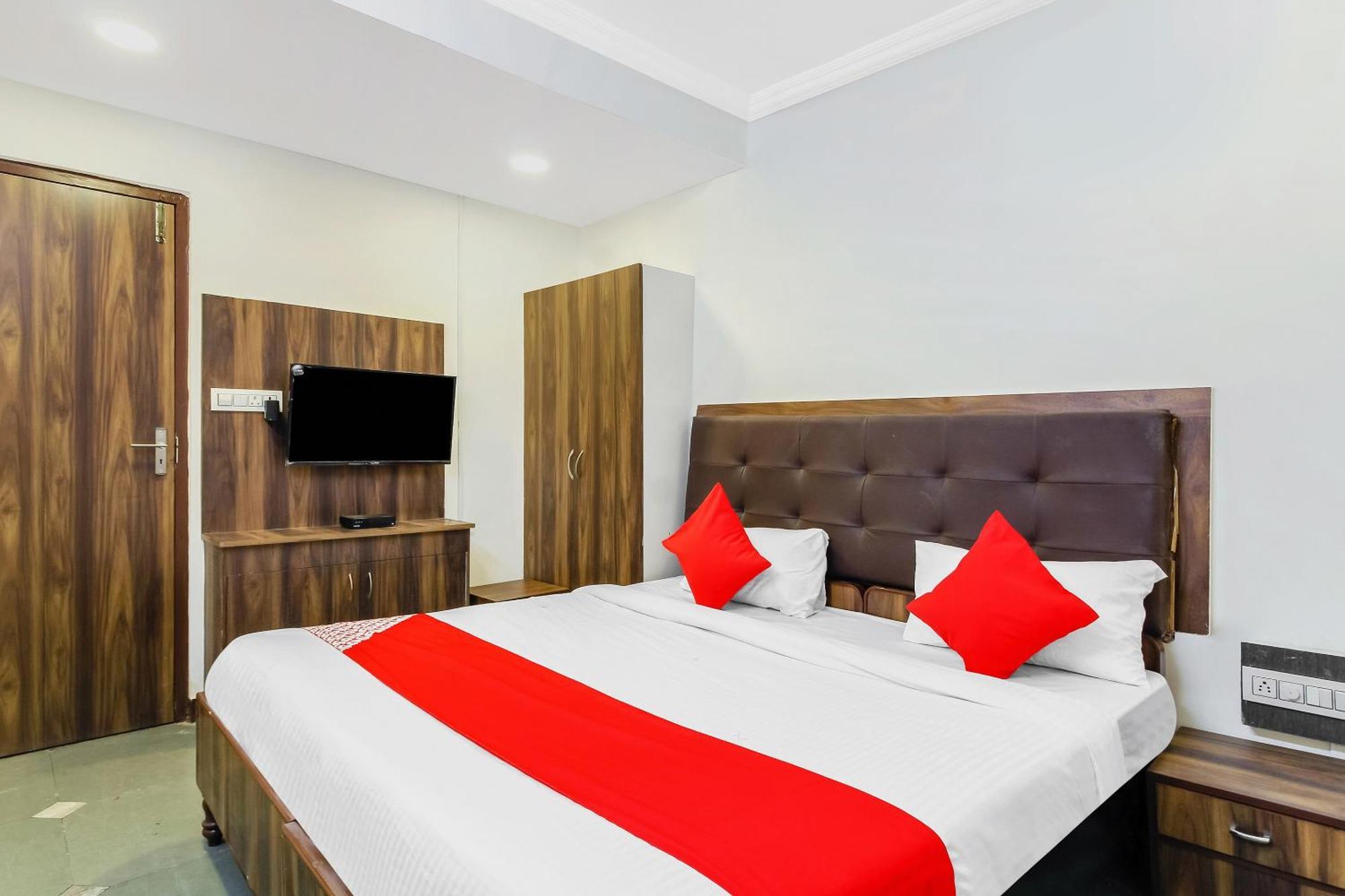Hotel O Tokyo Hyderabad Esterno foto