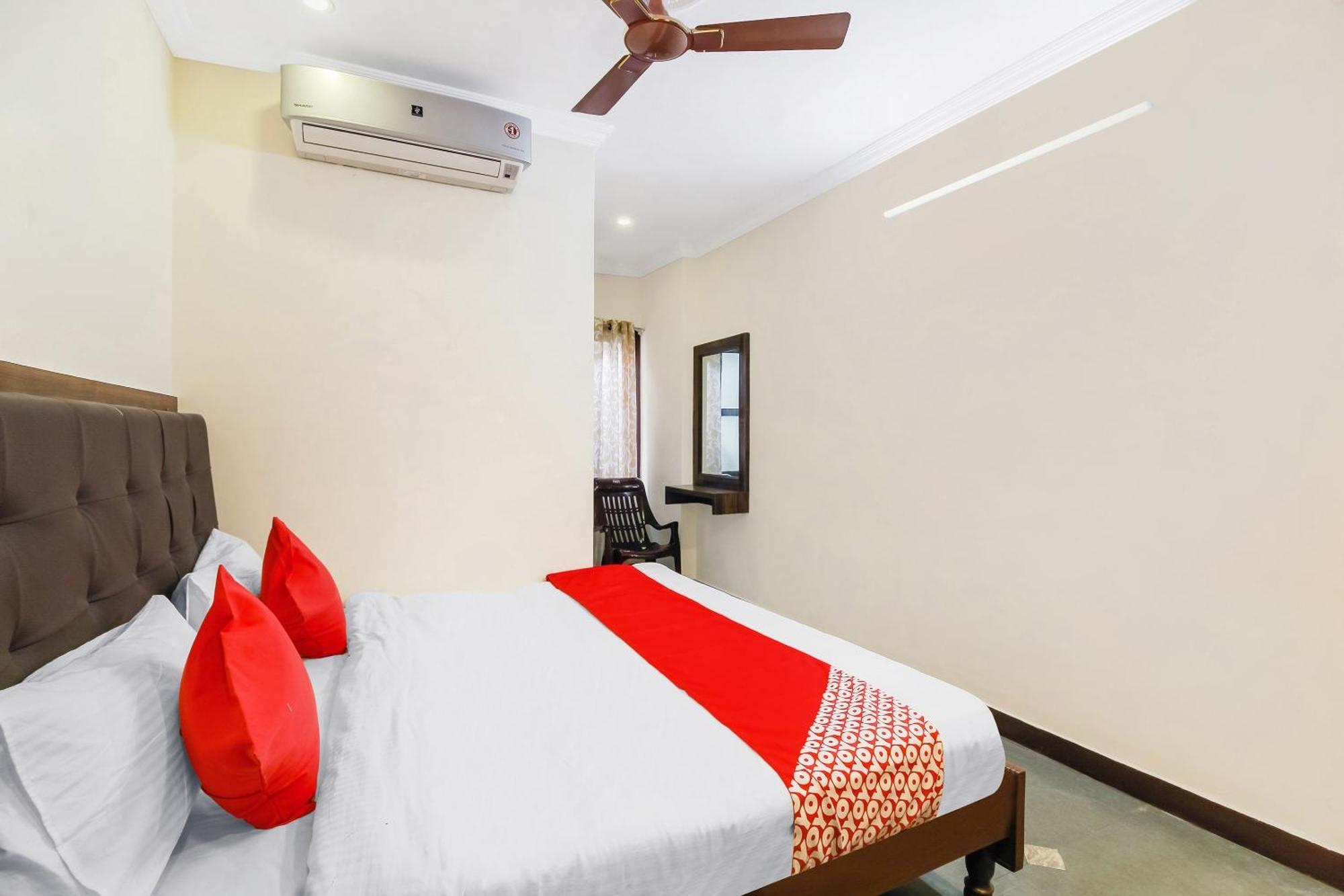 Hotel O Tokyo Hyderabad Esterno foto